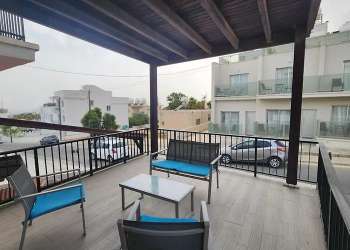 Cozy With Terrace, Sea Views, Near Beaches And Amenities アヤナパ