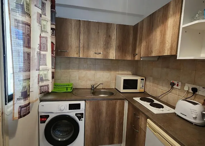 Cozy With Terrace, Sea Views, Near Beaches And Amenities Apartamento