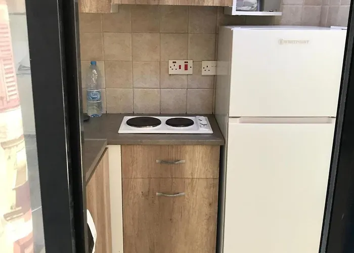 Cozy With Terrace, Sea Views, Near Beaches And Amenities アパート アヤナパ