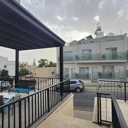 Cozy With Terrace, Sea Views, Near Beaches And Amenities Apartament